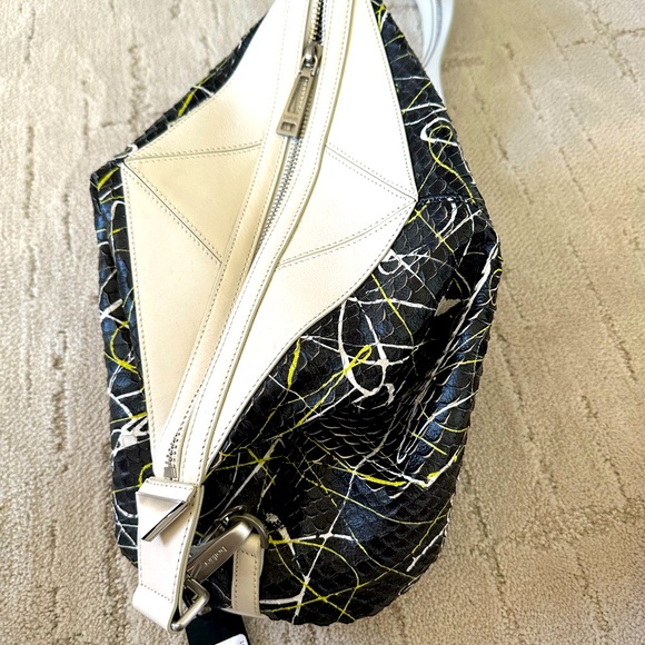 NWT & Dustbag Botkier London Backpack - Picture 1 of 8